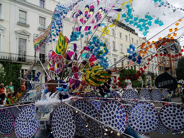 Pfau-Kostüm beim Karneval in Notting Hill